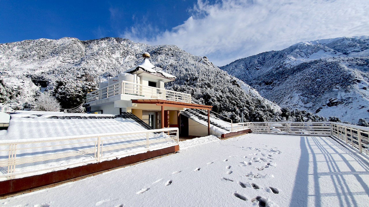 Hotel in the snow